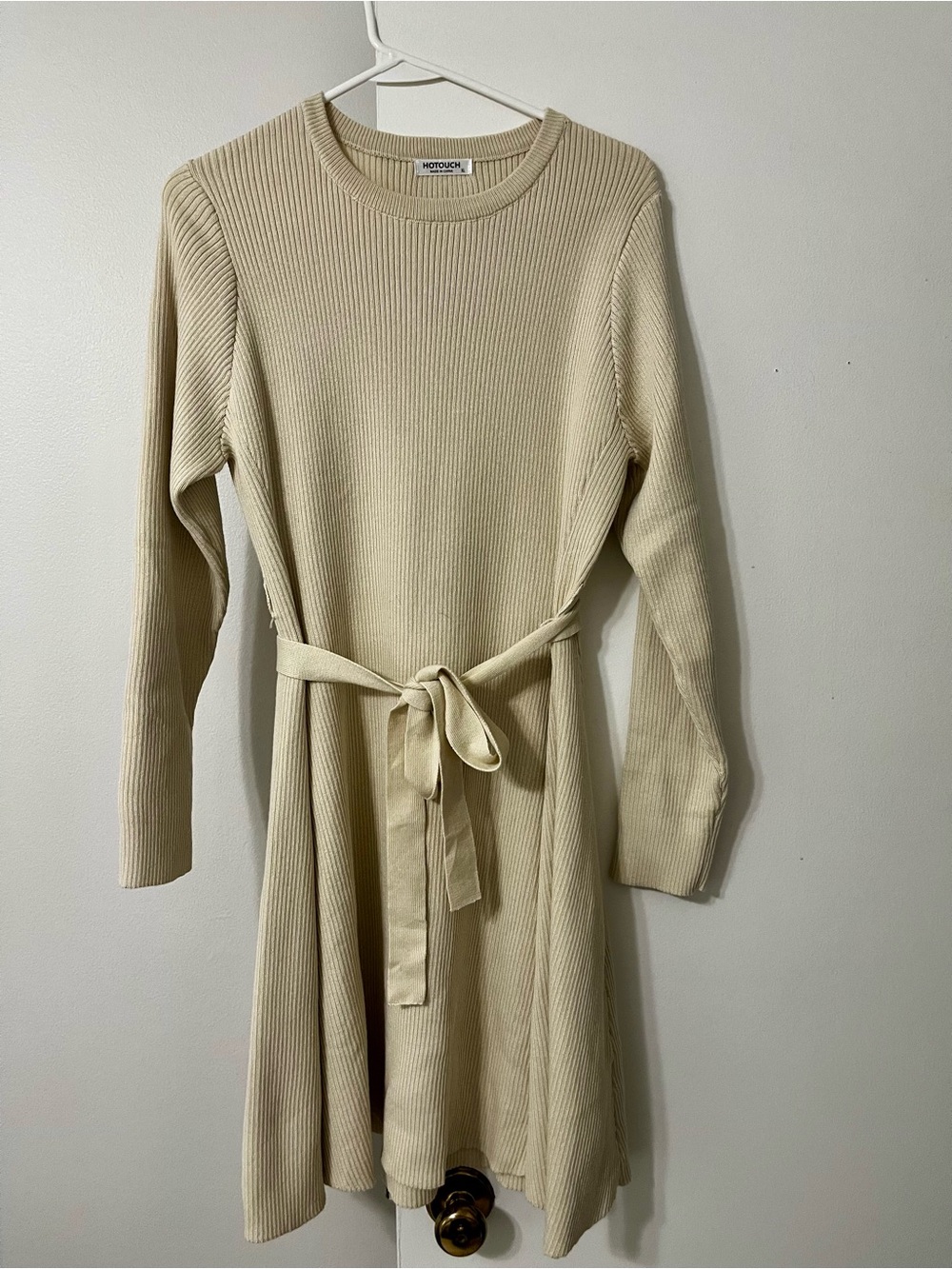 Women’s Long Sleeve Ribbed Tie-Waist Dress in Cream